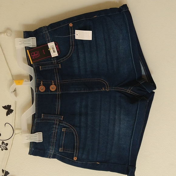 Short jeans - Picture 3 of 10